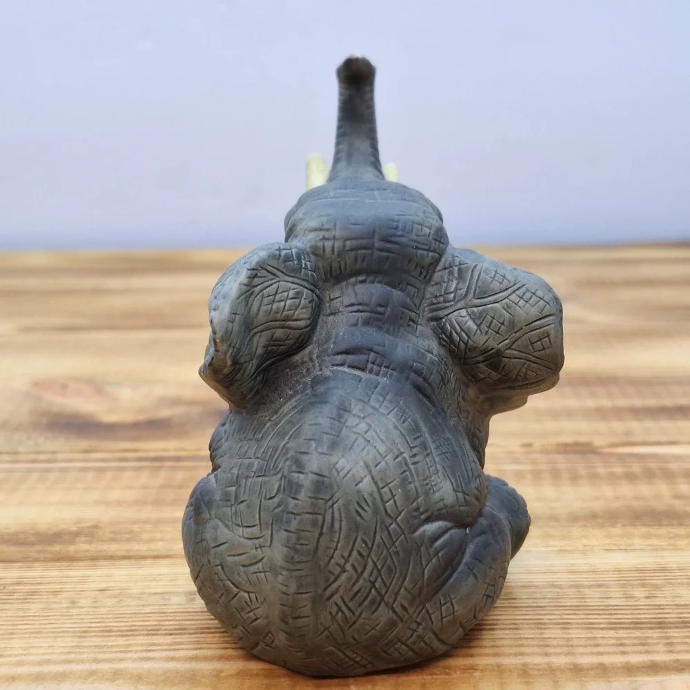 Baby Elephant Gray‎ sitting Trunk up Tusk Pink tongue 3.5